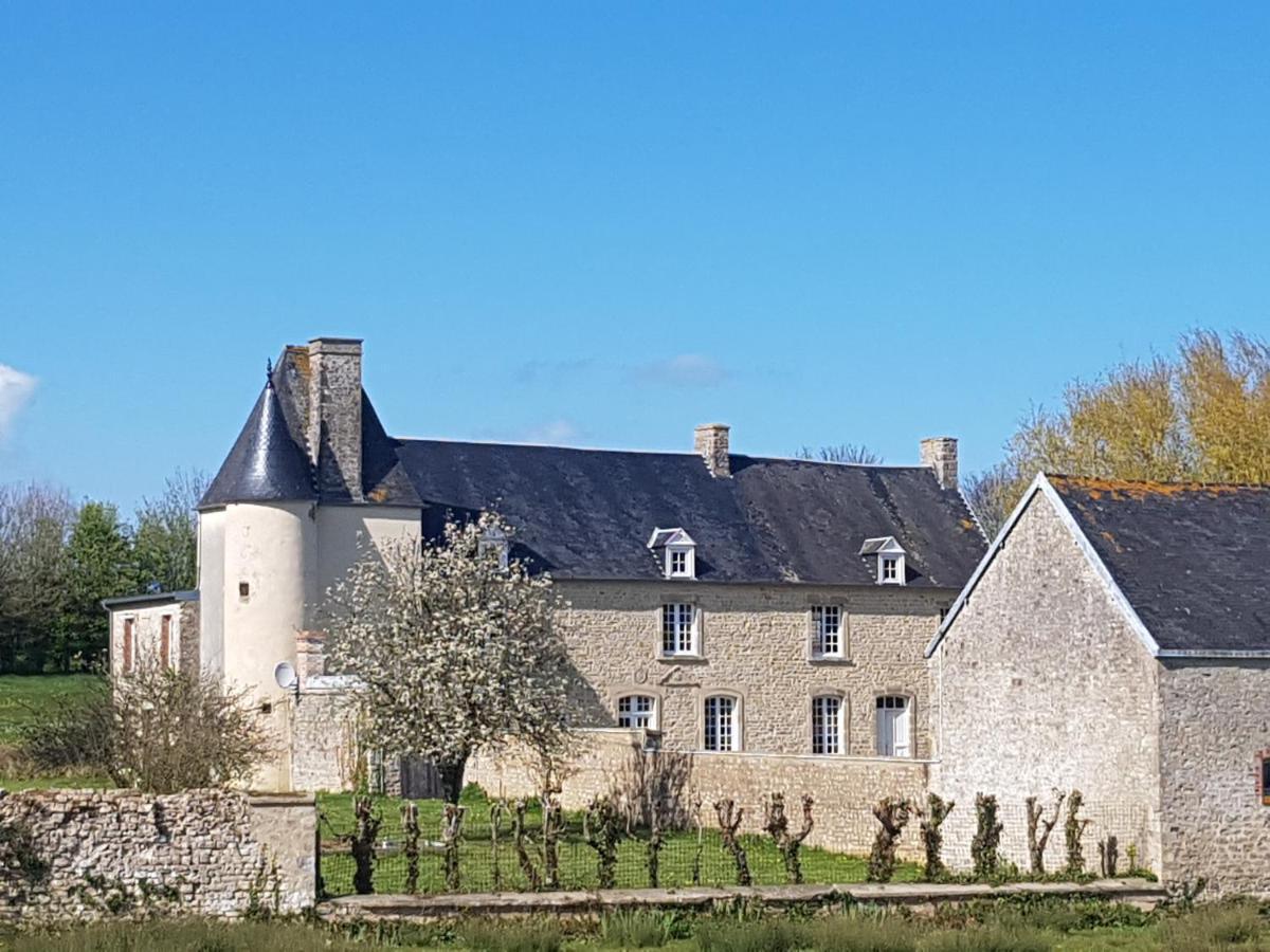 Manoir De Pierreville Audouville-la-Hubert Eksteriør billede